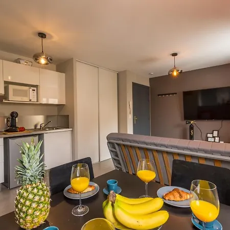 Petit Constantine - Premiere Conciergerie Apartment