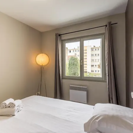 Petit Constantine - Premiere Conciergerie Apartment